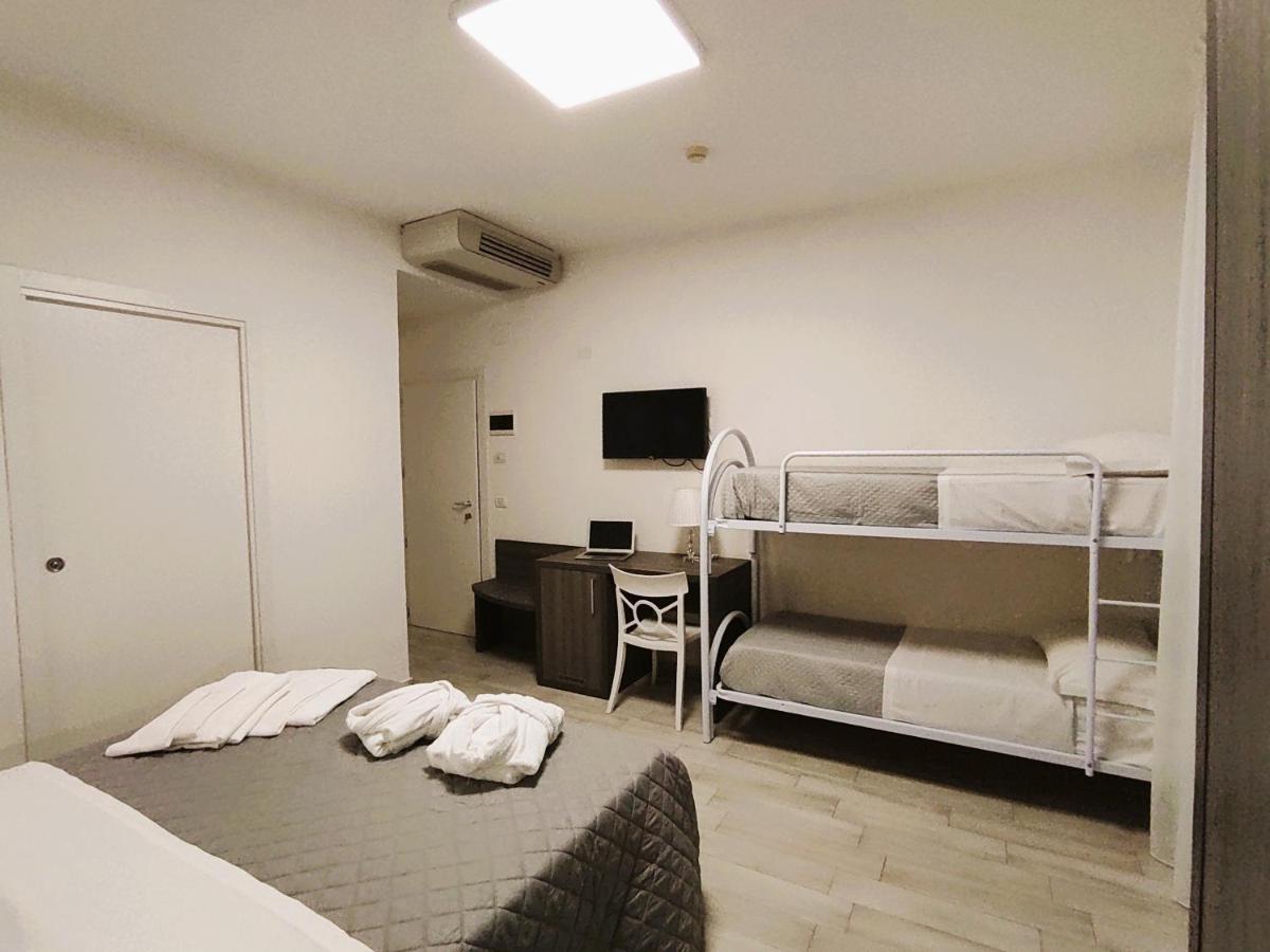 格兰圣贝那多酒店 里乔内 外观 照片