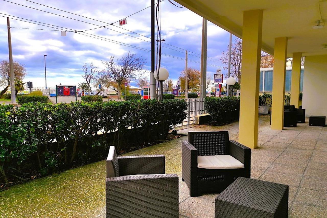格兰圣贝那多酒店 里乔内 外观 照片